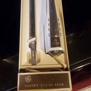 General Electric 43EK1 Wall Mounted Electric Slicing Knife